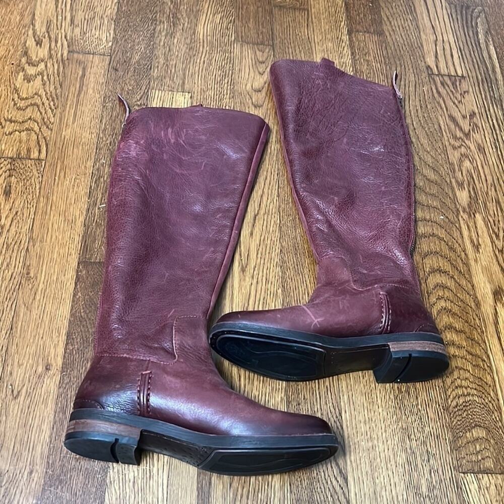 Franco Sarto Women's Meyer Knee-High Boots in Bordeaux Size 5.5
